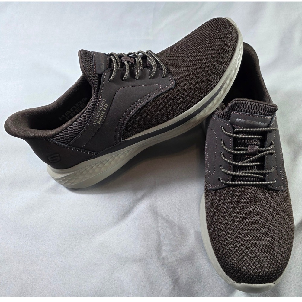 Skechers Swift Fit Men 8 Brown Hands Free Slip On Sneakers EUC